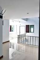 Kaewfathip Apartment