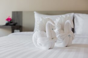 Evergreen Suite Hotel