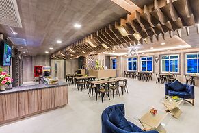 Evergreen Suite Hotel