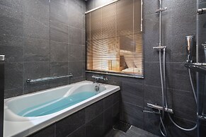 Kyoto Shijo Takakura Hotel grandereverie