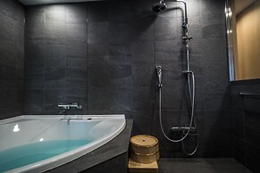 Kyoto Shijo Takakura Hotel grandereverie