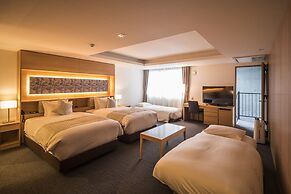 Kyoto Shijo Takakura Hotel grandereverie