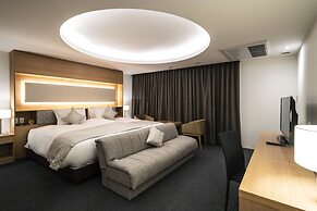 Kyoto Shijo Takakura Hotel grandereverie