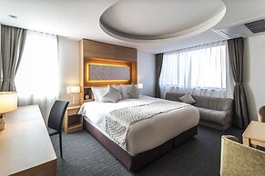 Kyoto Shijo Takakura Hotel grandereverie