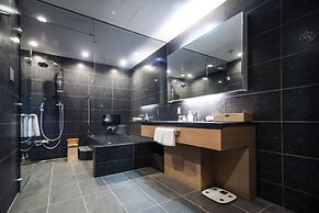 Kyoto Shijo Takakura Hotel grandereverie