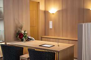 Kyoto Shijo Takakura Hotel grandereverie