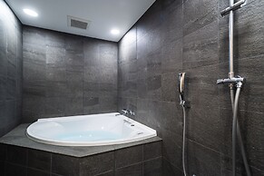 Kyoto Shijo Takakura Hotel grandereverie