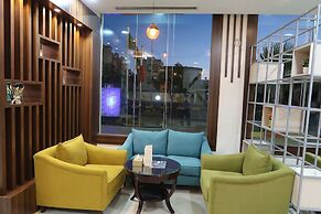 Lotus Hotel