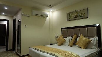 Lotus Hotel