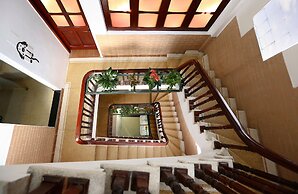 Hanoi High Five Hostel