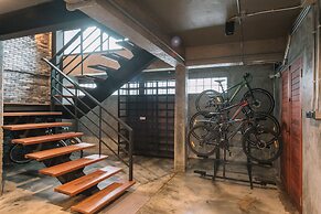 Bed & Bike Hostel