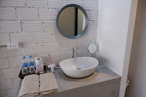 Black Elephant Boutique