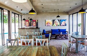 Lazy Koala Hostel - Adults Only