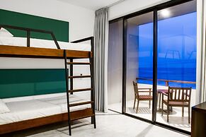 Lazy Koala Hostel - Adults Only