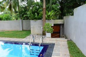 Villa Blue Water Hikkaduwa