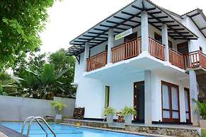 Villa Blue Water Hikkaduwa