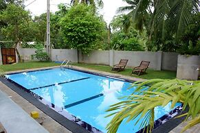 Villa Blue Water Hikkaduwa