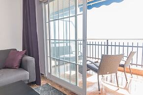 Beachfront 4BR Big groups or 2 families