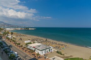 Beachfront 4BR Big groups or 2 families