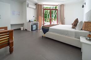 Silver Oasis Maldives