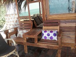 Blue Lagoon Sea Front cottages