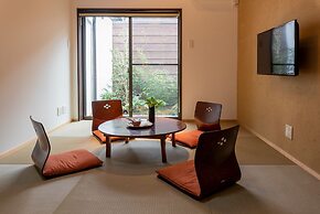 Nishijinkita Hagi Ajisai