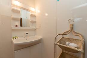 South Window Onna-son