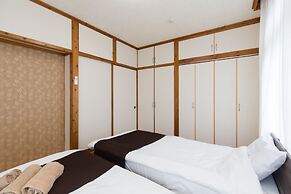 South Window Onna-son