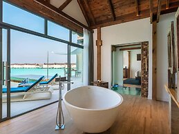 Kuredhivaru Resort & Spa Maldives