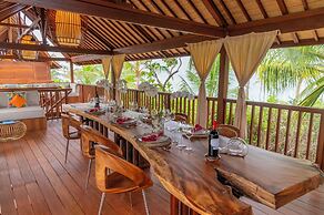 Kuredhivaru Resort & Spa Maldives