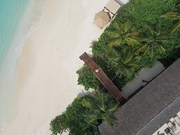 Kuredhivaru Resort & Spa Maldives