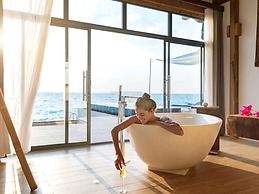 Kuredhivaru Resort & Spa Maldives