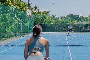 Kuredhivaru Resort & Spa Maldives