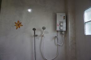 Ban Pak Chaytung Trang