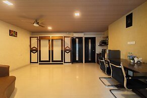 4 Seasons Suites