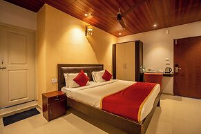 4 Seasons Suites