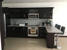 Las Yagrumas Condo Escazu