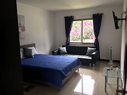 Las Yagrumas Condo Escazu