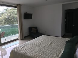 Las Yagrumas Condo Escazu
