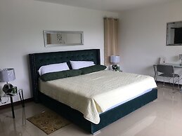 Las Yagrumas Condo Escazu