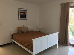 Las Yagrumas Condo Escazu