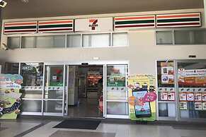 Lumpini Wongamat Suites