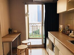 Lumpini Wongamat Suites