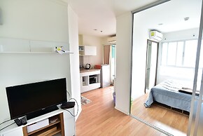 Lumpini Wongamat Suites