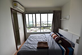 Lumpini Wongamat Suites