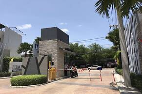 Lumpini Wongamat Suites