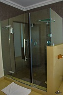 Boathouse Seaview Suites Guest House