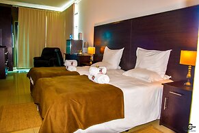 Boathouse Seaview Suites Guest House