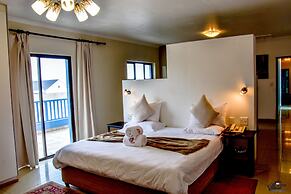 Boathouse Seaview Suites Guest House