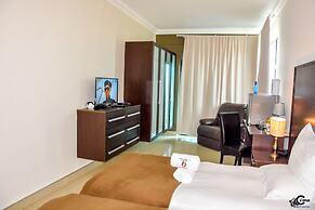 Boathouse Seaview Suites Guest House